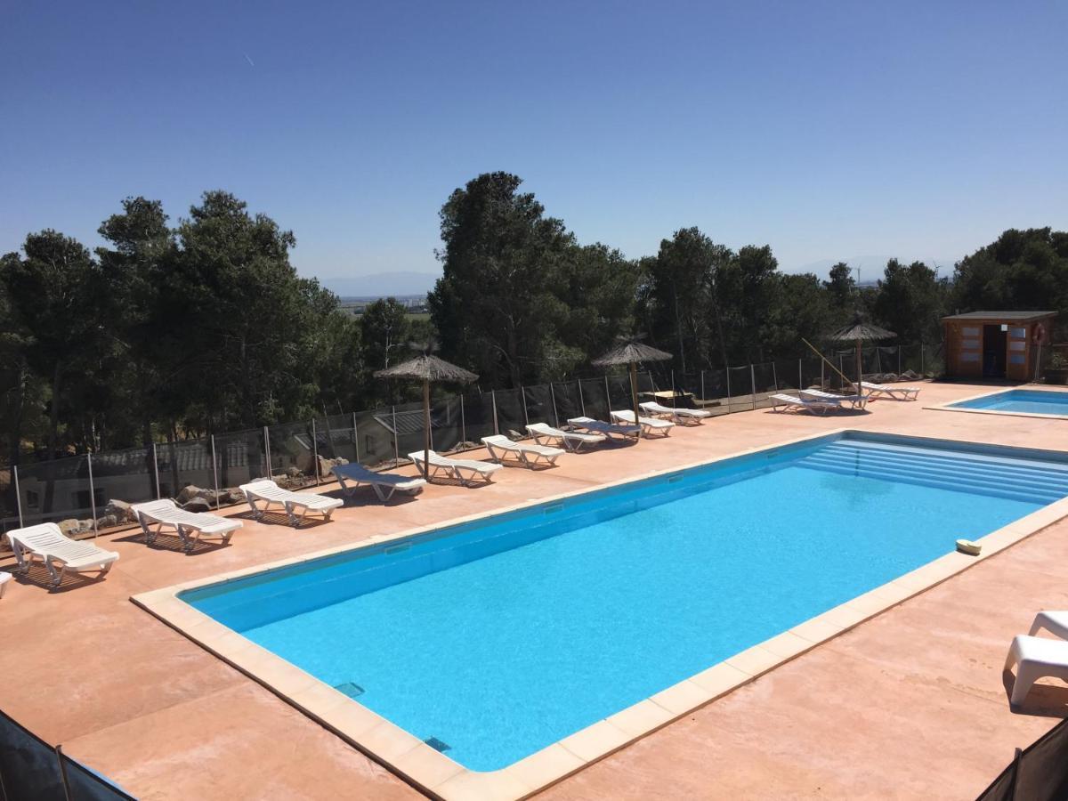 Camping Le Bois De Pins Salses-le-Château Eksteriør billede