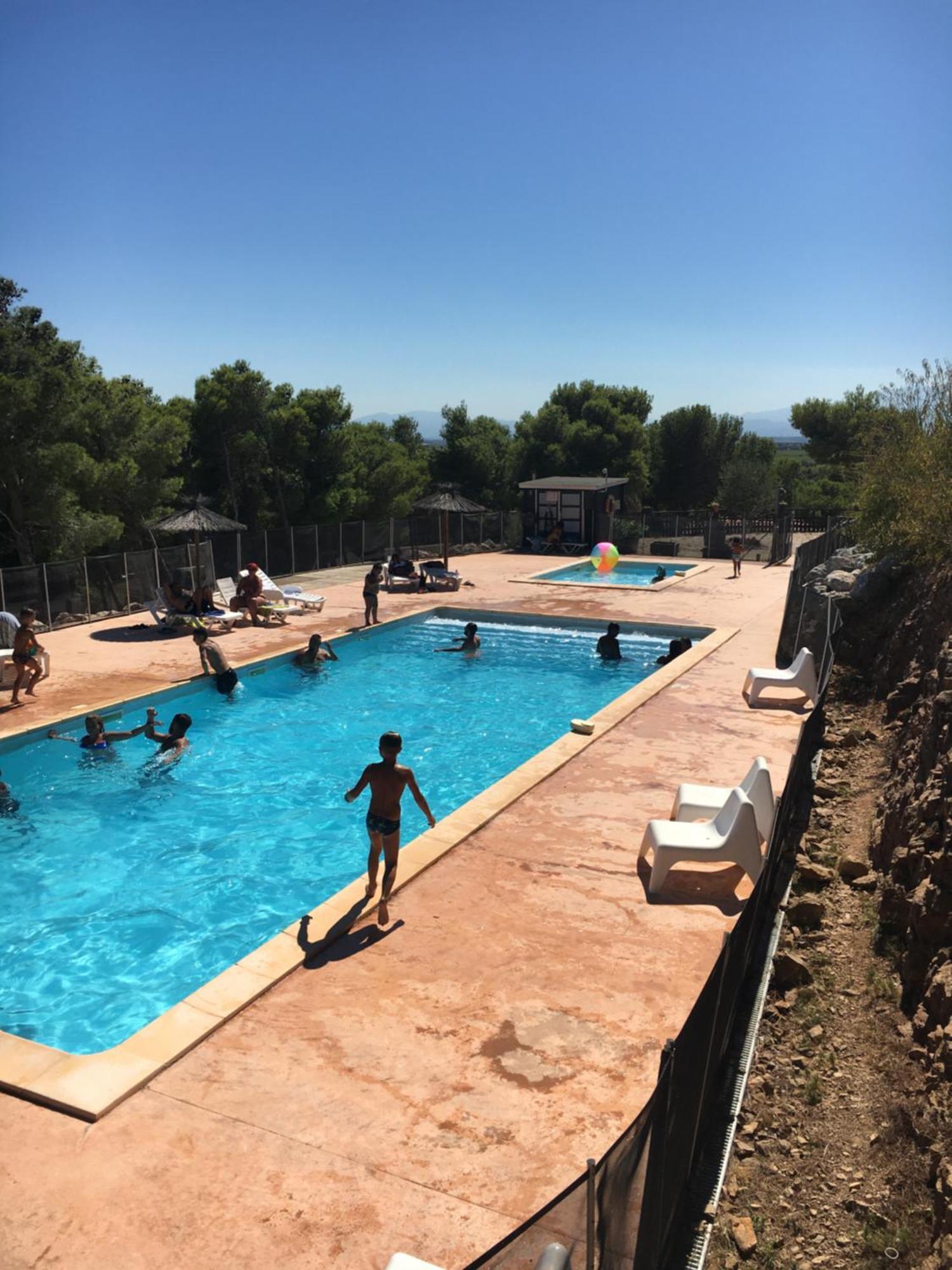 Camping Le Bois De Pins Salses-le-Château Eksteriør billede